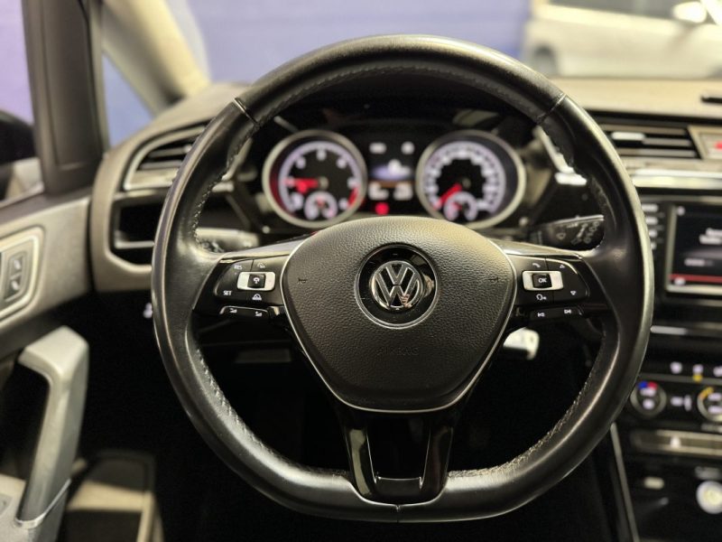 VOLKSWAGEN TOURAN 2.0 TDI 150ch HIGHLINE 7 PL - DISTRI OK - SUIVI COMPLET 