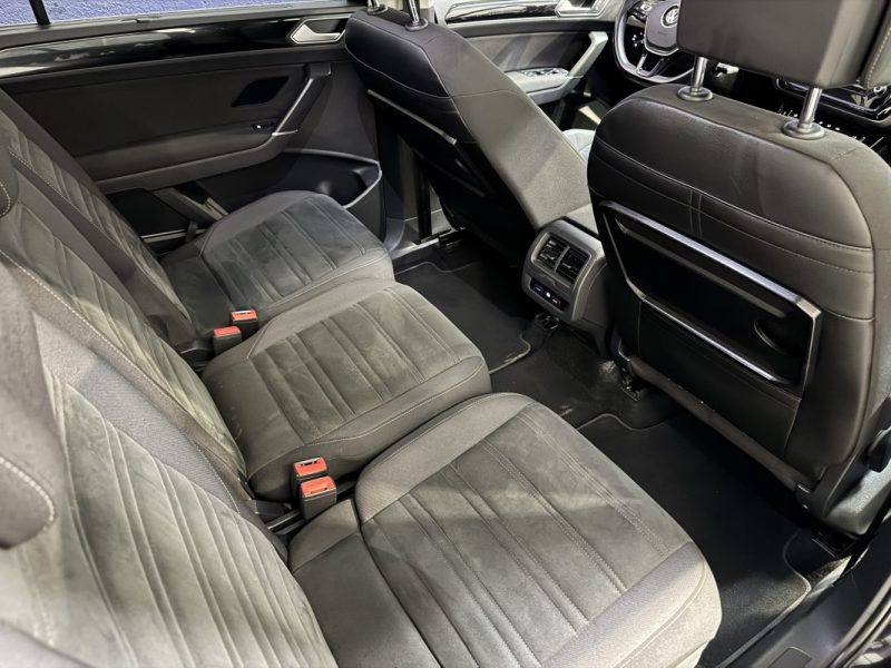 VOLKSWAGEN TOURAN 2.0 TDI 150ch HIGHLINE 7 PL - DISTRI OK - SUIVI COMPLET 