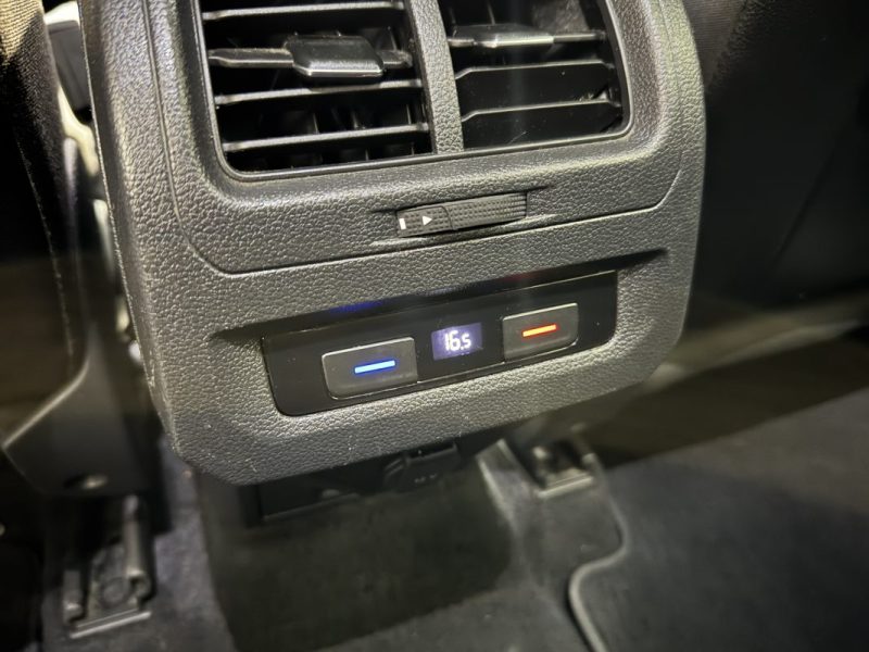 VOLKSWAGEN TOURAN 2.0 TDI 150ch HIGHLINE 7 PL - DISTRI OK - SUIVI COMPLET 