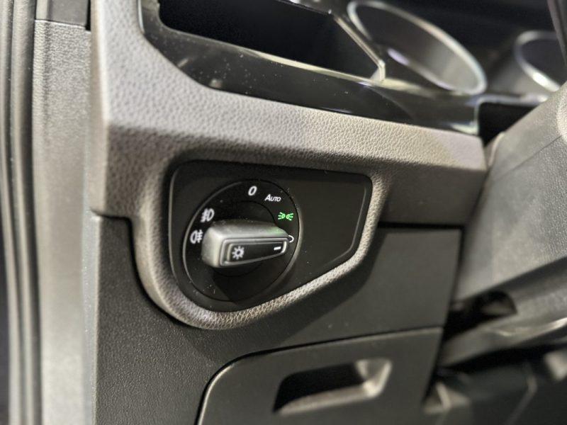 VOLKSWAGEN TOURAN 2.0 TDI 150ch HIGHLINE 7 PL - DISTRI OK - SUIVI COMPLET 