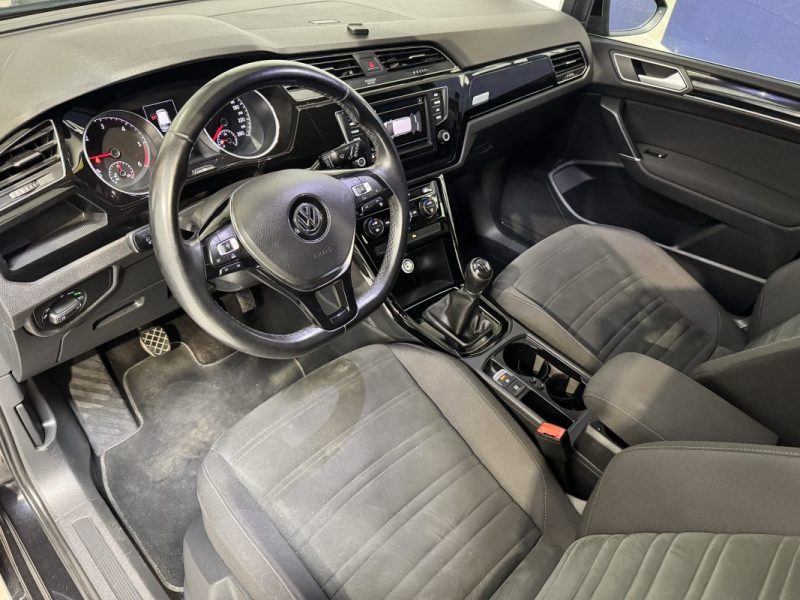 VOLKSWAGEN TOURAN 2.0 TDI 150ch HIGHLINE 7 PL - DISTRI OK - SUIVI COMPLET 