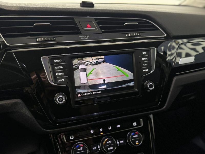 VOLKSWAGEN TOURAN 2.0 TDI 150ch HIGHLINE 7 PL - DISTRI OK - SUIVI COMPLET 