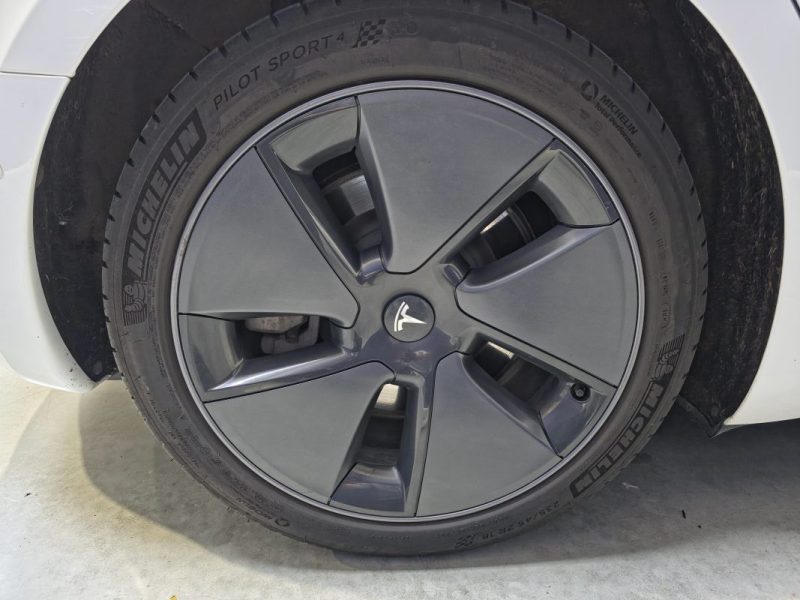 TESLA MODEL 3 LONG RANGE DUAL MOTORS MY21