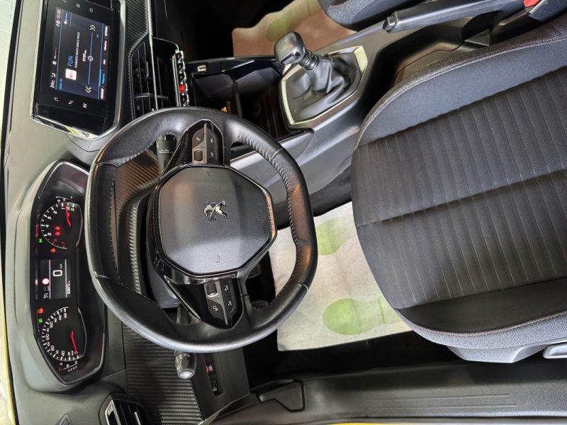 PEUGEOT 208 2020 1.2 PureTech 100ch