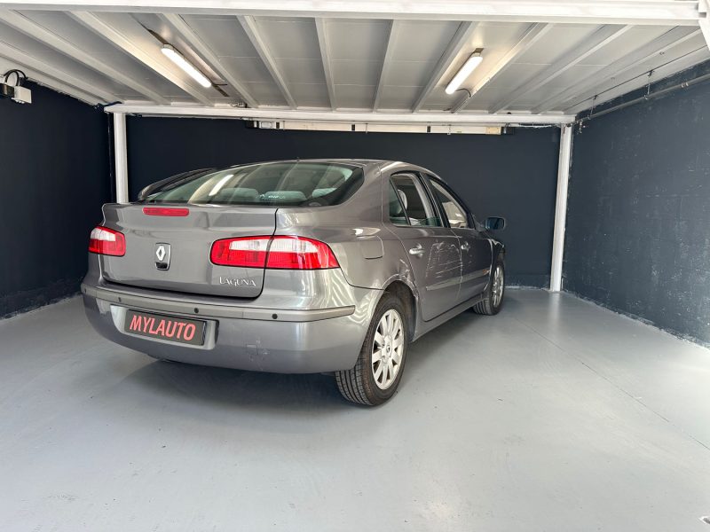 RENAULT LAGUNA PRIVILEGE 2.0 16V AUTOMATIQUE