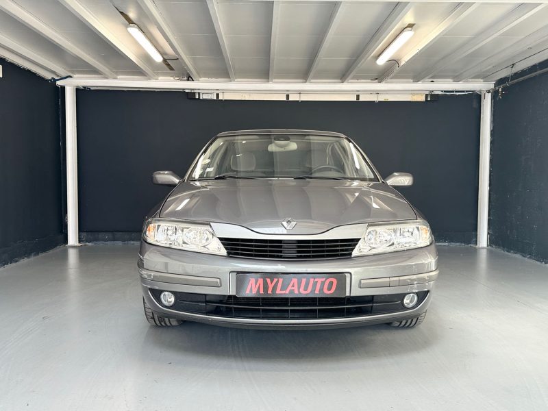 RENAULT LAGUNA PRIVILEGE 2.0 16V AUTOMATIQUE