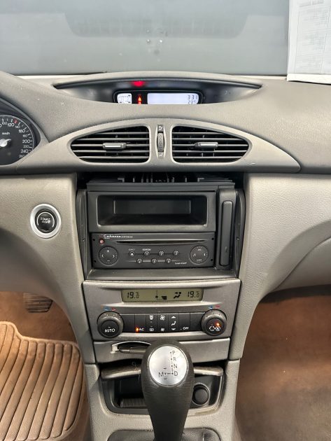 RENAULT LAGUNA PRIVILEGE 2.0 16V AUTOMATIQUE