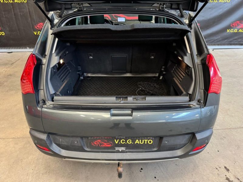 PEUGEOT 3008 1.6 HDi 110 Premium 