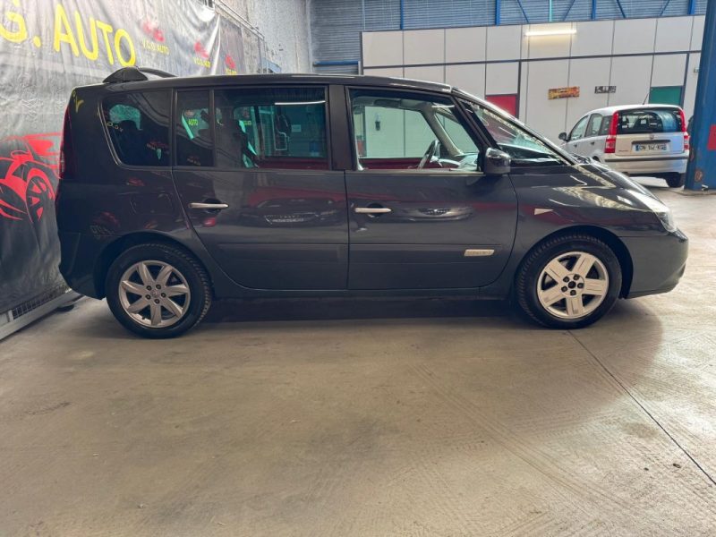 RENAULT ESPACE 2.0 dCi 150ch 25th 