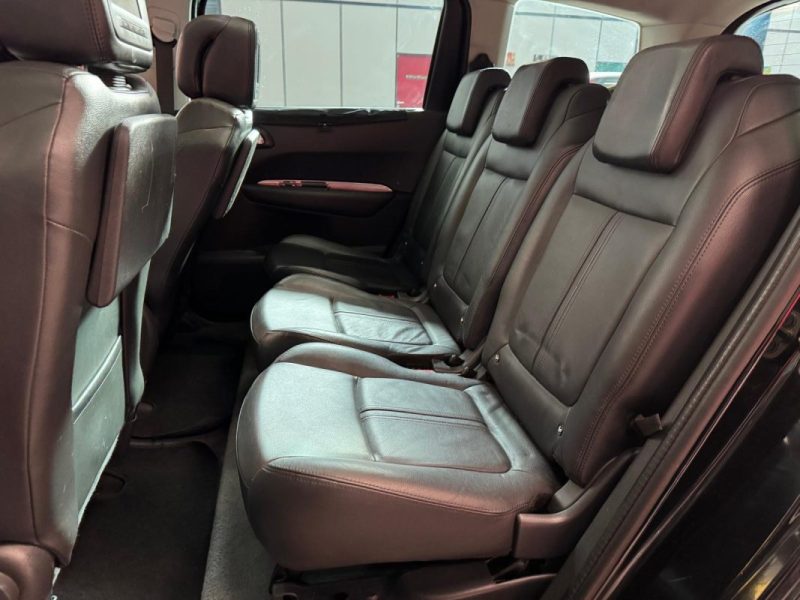 PEUGEOT 5008 1.6 HDi 112 Premium