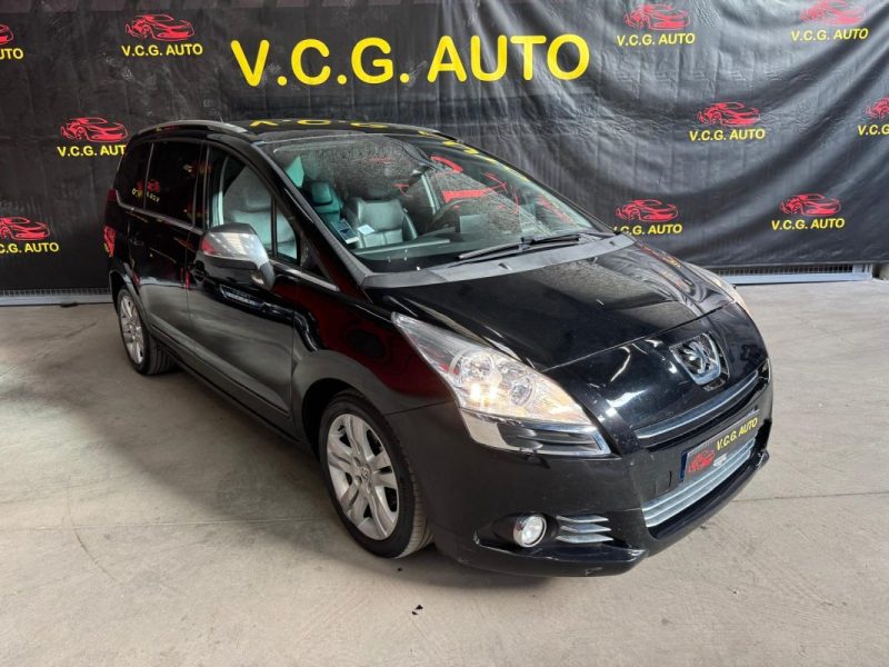 PEUGEOT 5008 1.6 HDi 112 Premium