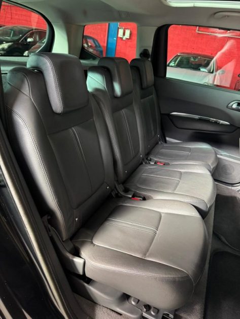 PEUGEOT 5008 1.6 HDi 112 Premium