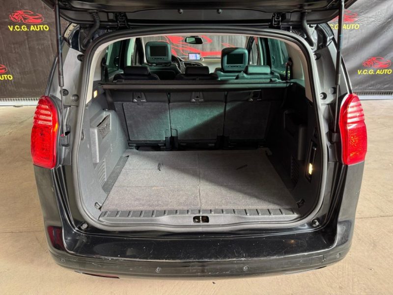 PEUGEOT 5008 1.6 HDi 112 Premium