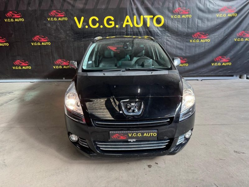 PEUGEOT 5008 1.6 HDi 112 Premium