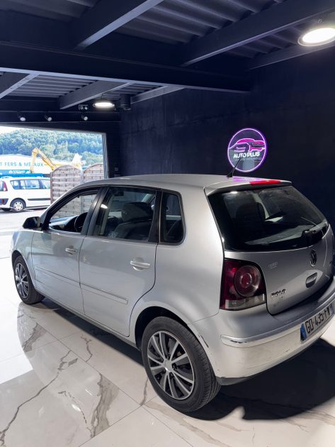 VOLKSWAGEN POLO 2007 révisé 
