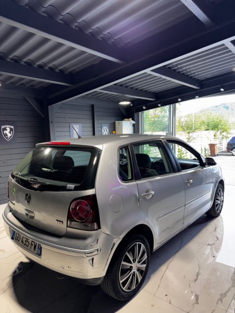 VOLKSWAGEN POLO 2007 révisé 