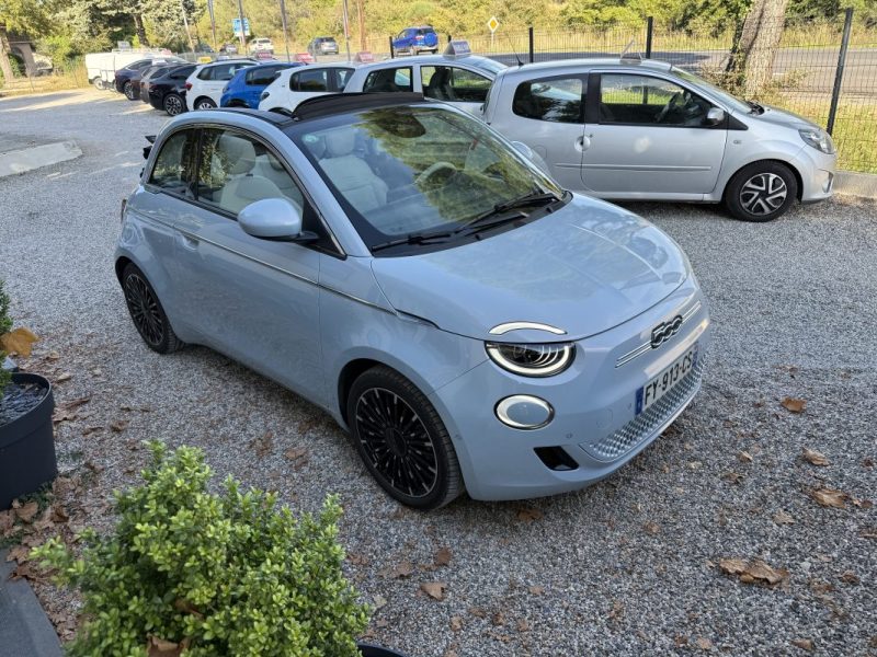 500C E 118ch 42KWH LA PRIMA CAR PLAY CAMERA