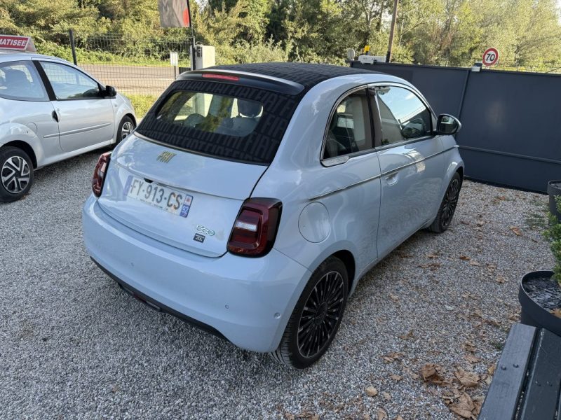 500C E 118ch 42KWH LA PRIMA CAR PLAY CAMERA