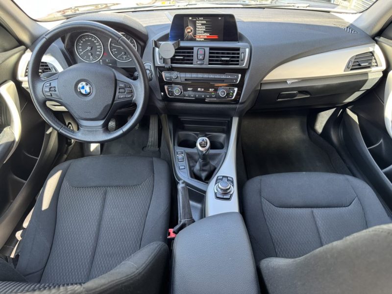 BMW SERIE 118i 136ch Lounge 5p - Entretien Complet