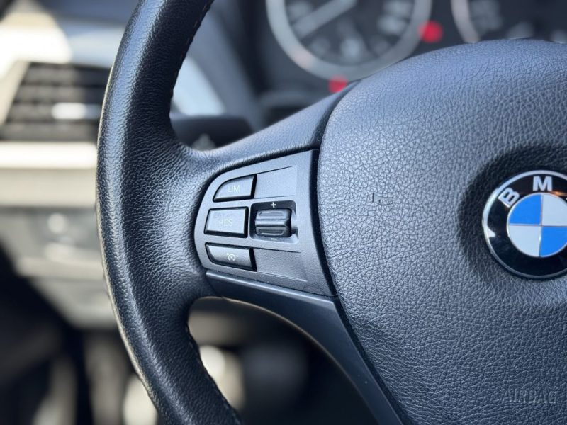 BMW SERIE 118i 136ch Lounge 5p - Entretien Complet