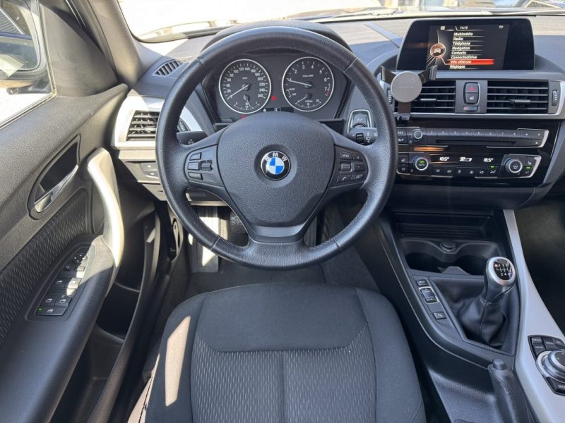 BMW SERIE 118i 136ch Lounge 5p - Entretien Complet