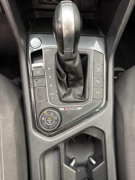 VOLKSWAGEN TIGUAN 2.0 TDI 150 ch Connect Plus 4Motion DSG7