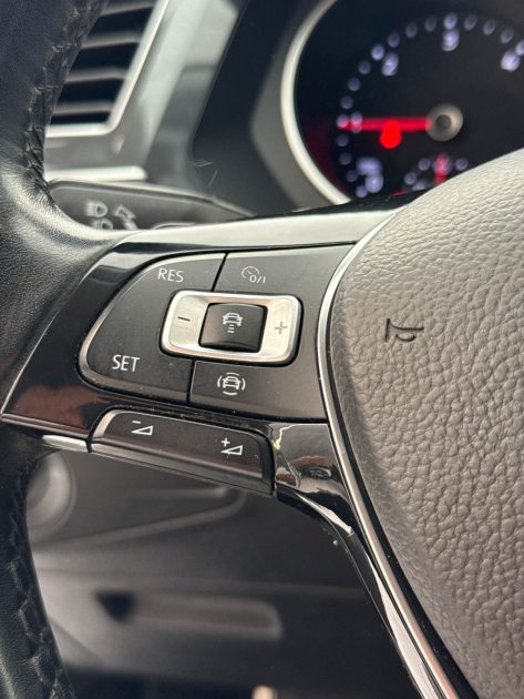 VOLKSWAGEN TIGUAN 2.0 TDI 150 ch Connect Plus 4Motion DSG7