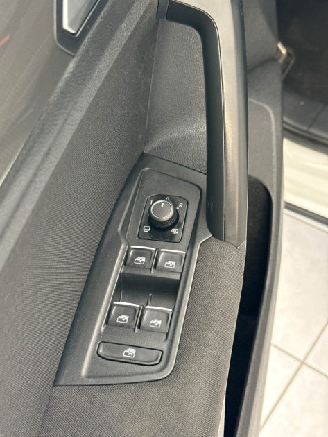 VOLKSWAGEN TIGUAN 2.0 TDI 150 ch Connect Plus 4Motion DSG7