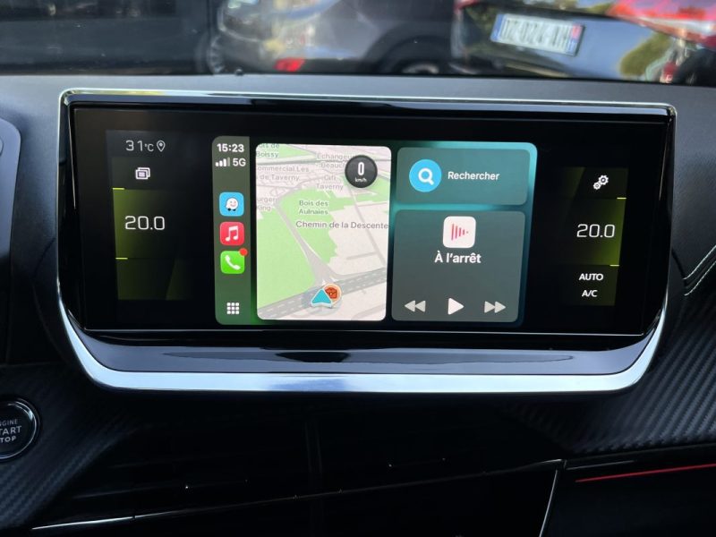 PEUGEOT 208 GT 1.2 130 Cv BVA8 TOIT PANORAMIQUE COMPTEUR 3D APPLE CARPLAY CRIT AIR 1 - GARANTIE 1 AN