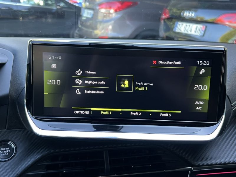 PEUGEOT 208 GT 1.2 130 Cv BVA8 TOIT PANORAMIQUE COMPTEUR 3D APPLE CARPLAY CRIT AIR 1 - GARANTIE 1 AN