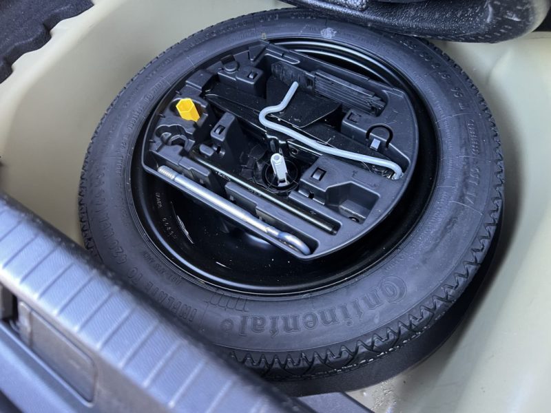 PEUGEOT 208 GT 1.2 130 Cv BVA8 TOIT PANORAMIQUE COMPTEUR 3D APPLE CARPLAY CRIT AIR 1 - GARANTIE 1 AN