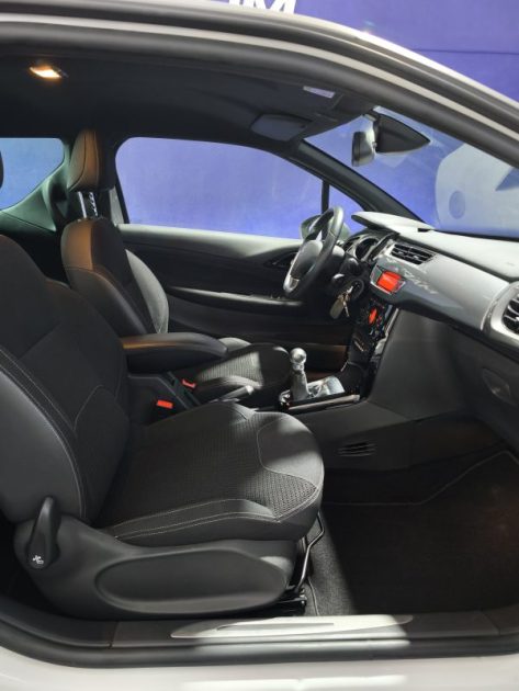 DS DS 3 1.2 THP 110 Cv SO CHIC - ENTRETIEN A JOUR -GARANTIE MECANIQUE 6 MOIS