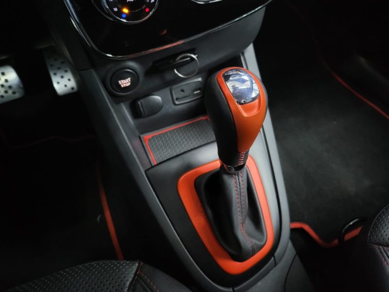 RENAULT CLIO 1.6 T RS TURBO EDC 200ch