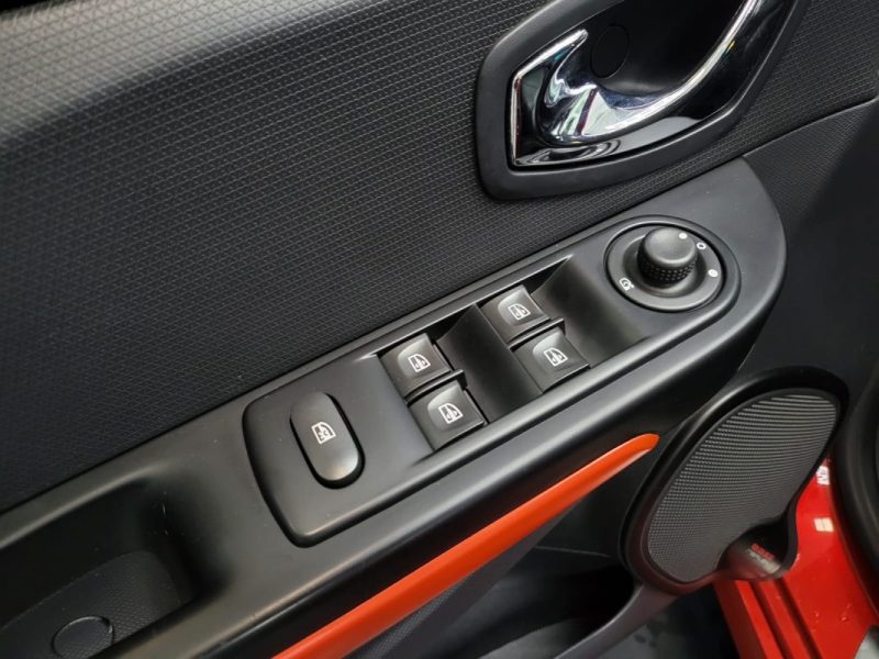 RENAULT CLIO 1.6 T RS TURBO EDC 200ch