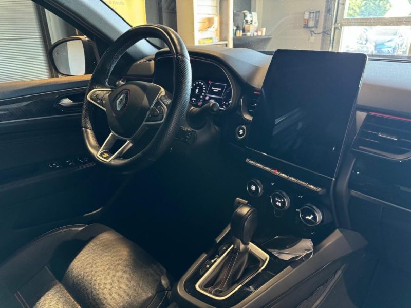 RENAULT  ARKANA  2022