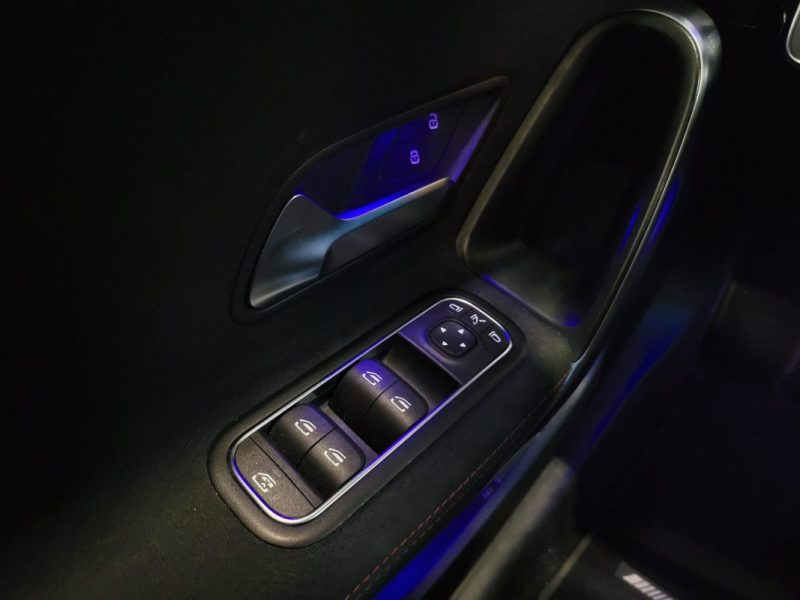 MERCEDES CLASSE A 200d 150cv AMG LINE 