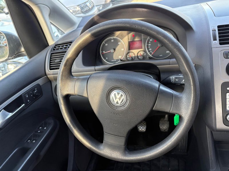 VOLKSWAGEN TOURAN 1.9 TDI 105 CONFORT 5P distribution neuf garantie 12 mois