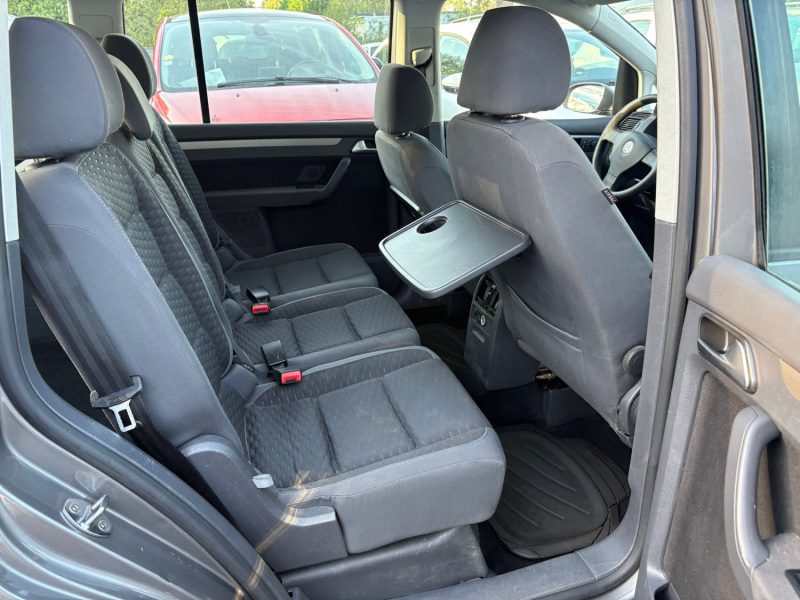 VOLKSWAGEN TOURAN 1.9 TDI 105 CONFORT 5P distribution neuf garantie 12 mois