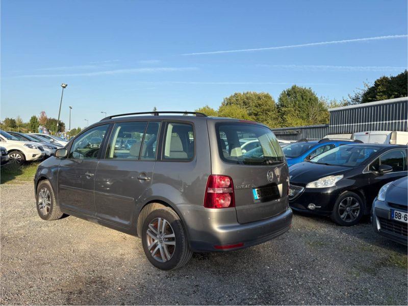 VOLKSWAGEN TOURAN 1.9 TDI 105 CONFORT 5P distribution neuf garantie 12 mois