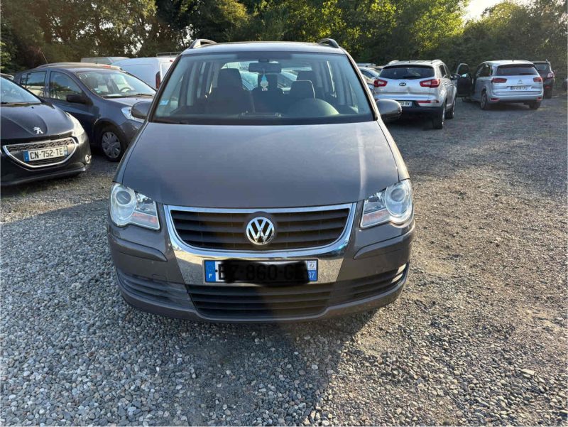 VOLKSWAGEN TOURAN 1.9 TDI 105 CONFORT 5P distribution neuf garantie 12 mois