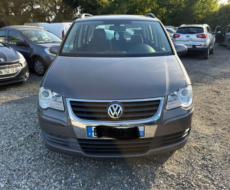 VOLKSWAGEN TOURAN 1.9 TDI 105 CONFORT 5P distribution neuf garantie 12 mois