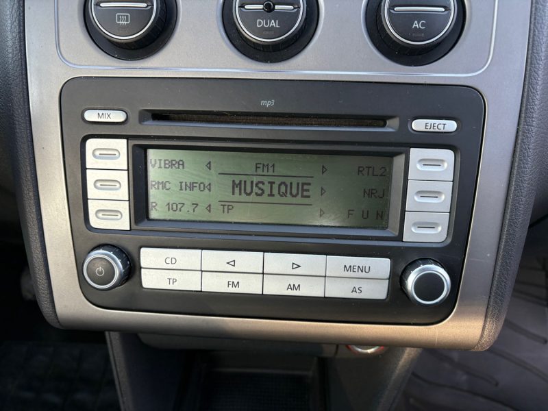 VOLKSWAGEN TOURAN 1.9 TDI 105 CONFORT 5P distribution neuf garantie 12 mois