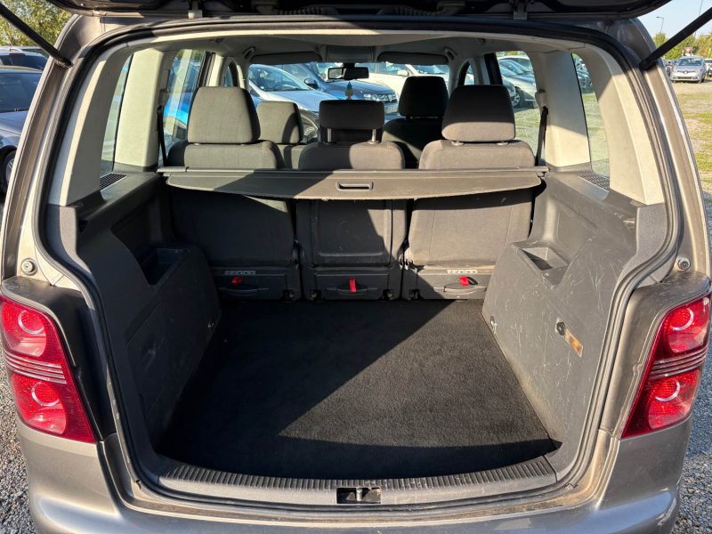 VOLKSWAGEN TOURAN 1.9 TDI 105 CONFORT 5P distribution neuf garantie 12 mois