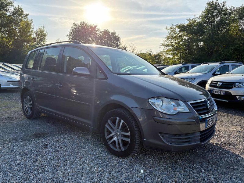 VOLKSWAGEN TOURAN 1.9 TDI 105 CONFORT 5P distribution neuf garantie 12 mois