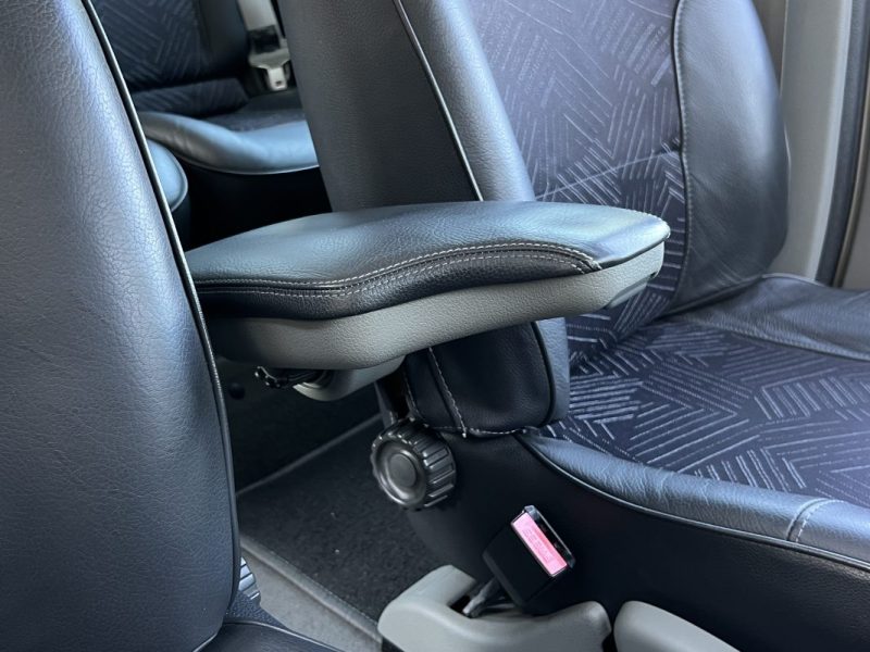 RENAULT SCENIC 1 FAIRWAY 1.8 i 16V 116 Cv 69 900 Kms CLIMATISATION INTERIEUR SEMI CUIR - Garantie1an