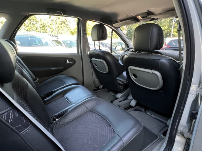 RENAULT SCENIC 1 FAIRWAY 1.8 i 16V 116 Cv 69 900 Kms CLIMATISATION INTERIEUR SEMI CUIR - Garantie1an