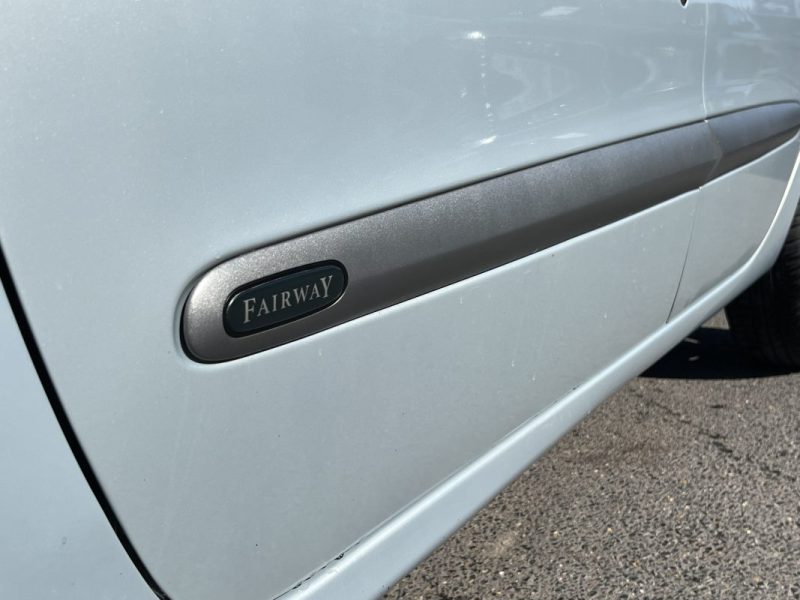 RENAULT SCENIC 1 FAIRWAY 1.8 i 16V 116 Cv 69 900 Kms CLIMATISATION INTERIEUR SEMI CUIR - Garantie1an