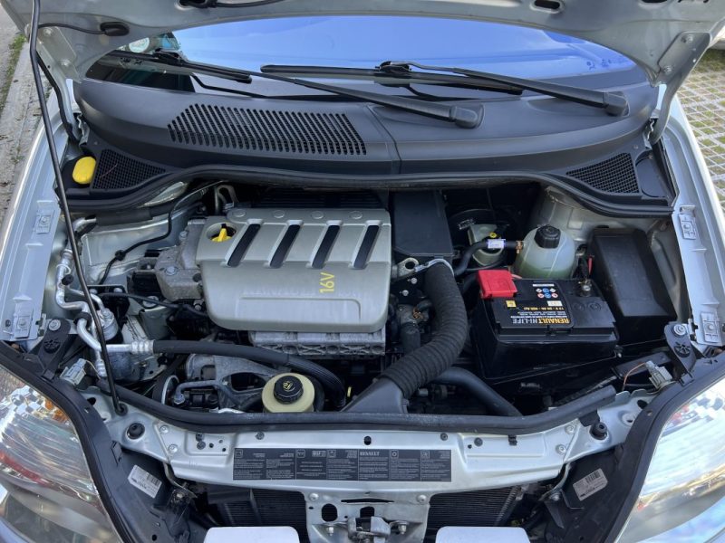 RENAULT SCENIC 1 FAIRWAY 1.8 i 16V 116 Cv 69 900 Kms CLIMATISATION INTERIEUR SEMI CUIR - Garantie1an