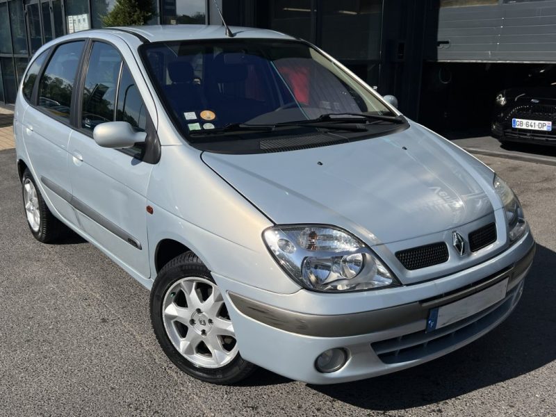 RENAULT SCENIC 1 FAIRWAY 1.8 i 16V 116 Cv 69 900 Kms CLIMATISATION INTERIEUR SEMI CUIR - Garantie1an