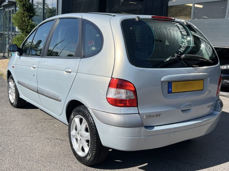 RENAULT SCENIC 1 FAIRWAY 1.8 i 16V 116 Cv 69 900 Kms CLIMATISATION INTERIEUR SEMI CUIR - Garantie1an